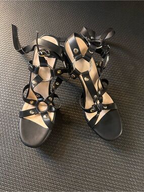 Strappy anklet heels- bondage look-never been worn